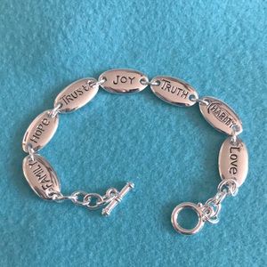 Bracelet new, never worn